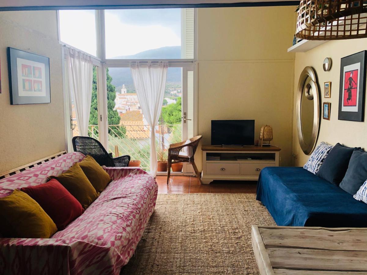 Duplex Deli Apartment Cadaques Luaran gambar
